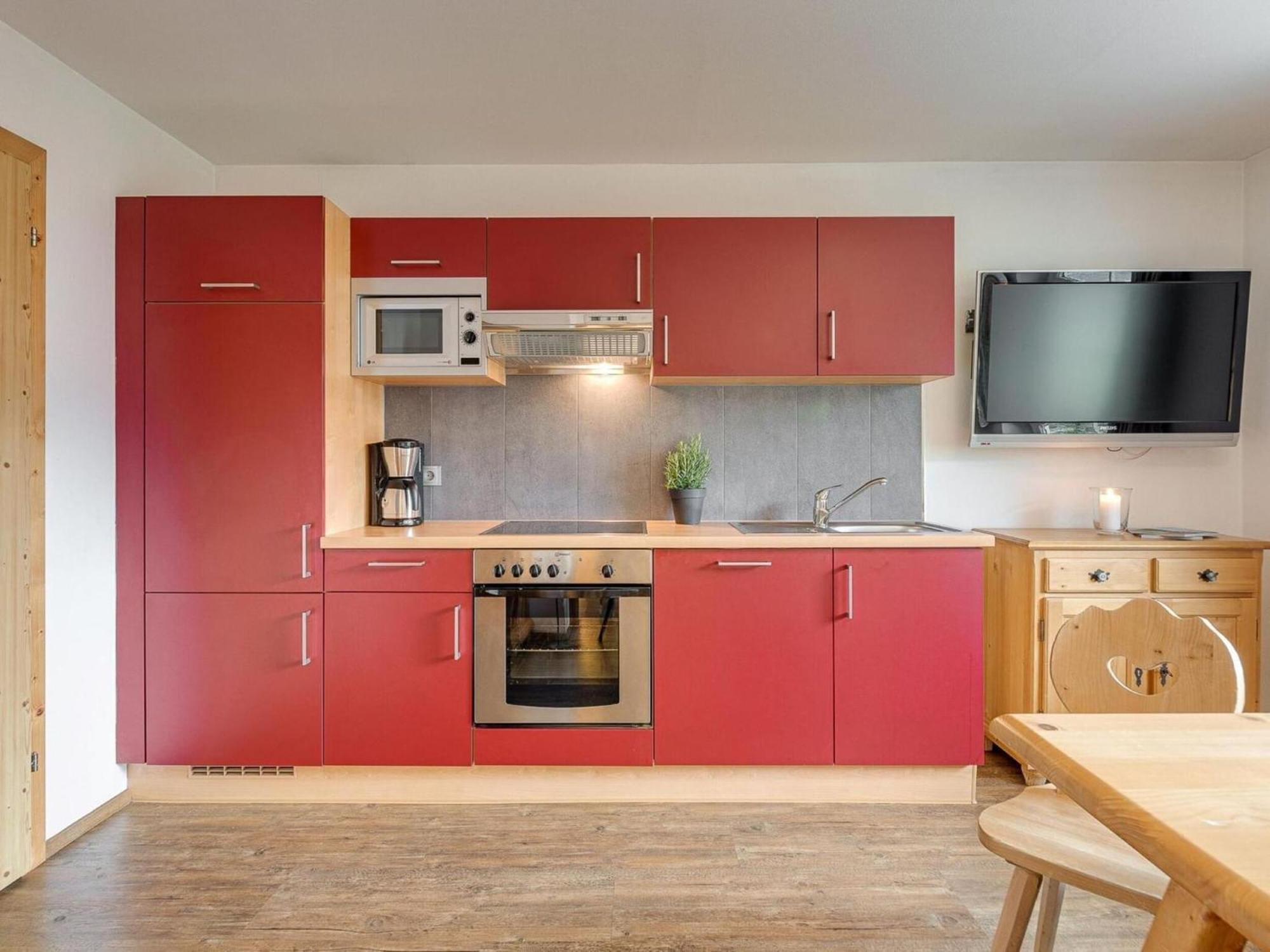 Apartment In Fuegen With A Garden المظهر الخارجي الصورة
